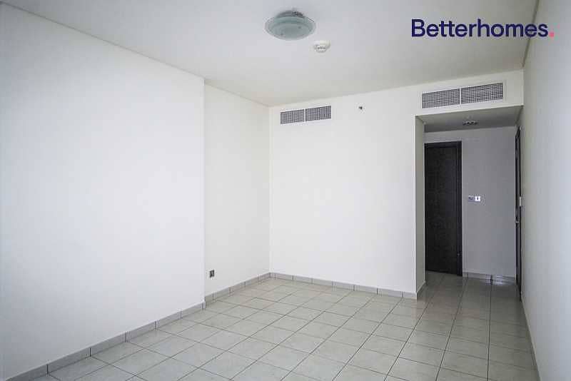 5 Large 2 BD | Balcony | Bright and Spacious