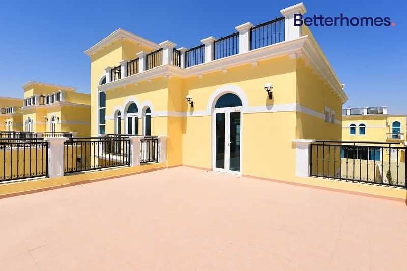 15 4 Bed Nova Villas Legacy with Maids Jumeirah Park