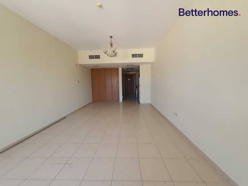 8 Vacant | Very Spacious |Appliances | Arezzo 1