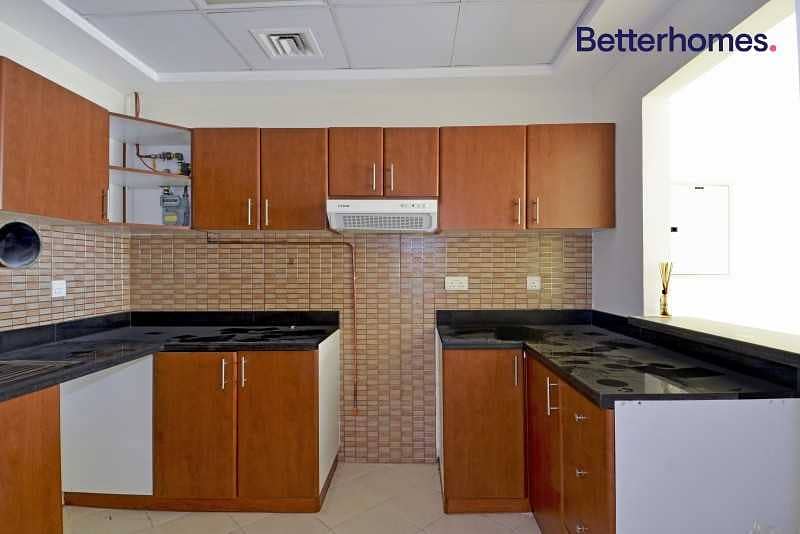 6 Spacious 1 Bedroom | Good layout | Close to mosque