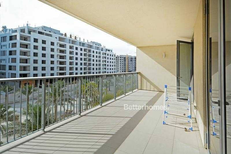 Spacious Three Beds Apartment in Al Zeina