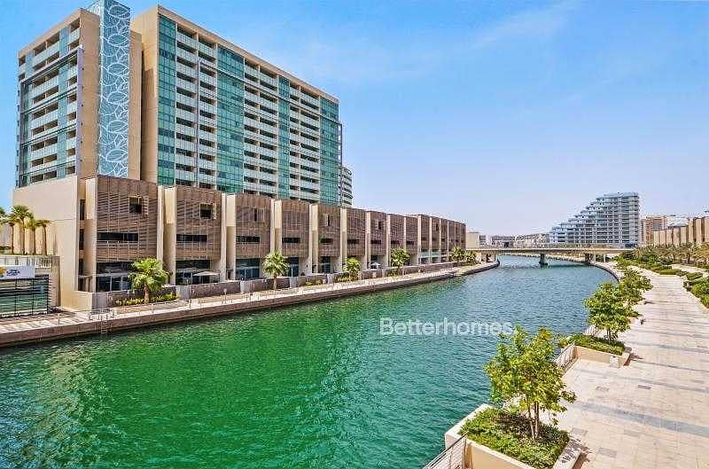 8 Road view 3BR with balcony in Al Muneera