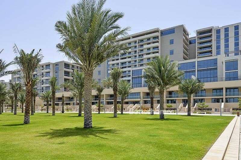 17 Spacious Three Beds Apartment in Al Zeina