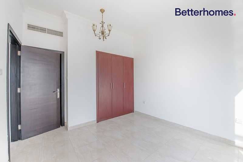 10 Large 2Bed | Villa View | Rented