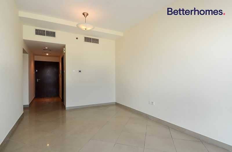 2 2Bed + Storage | Villa View | Mid Floor