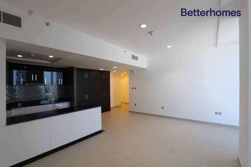 16 Sea View|Low Floor|Unfurnished |White Goods