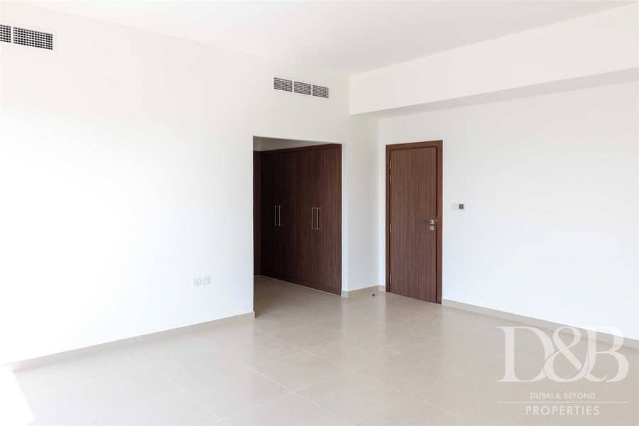 7 Exclusive | Single Row | Semi Detached Villa