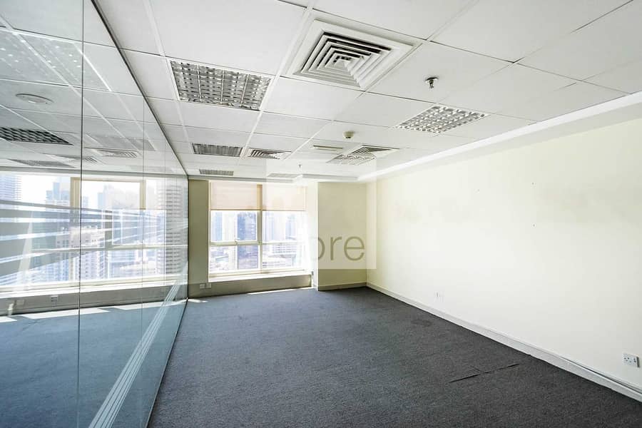 2 Spacious Fitted unit| Mid Floor | Unfurnished