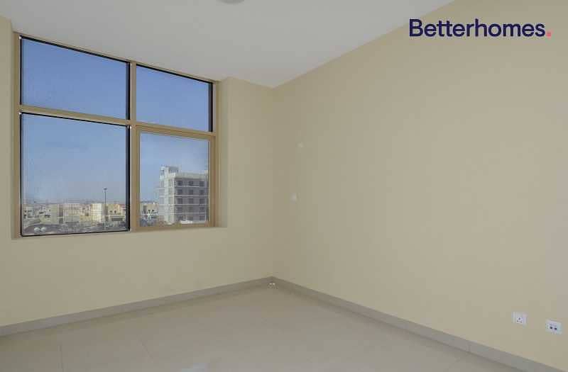 6 Exclusive|Spacious 1 bedroom|Well maintained