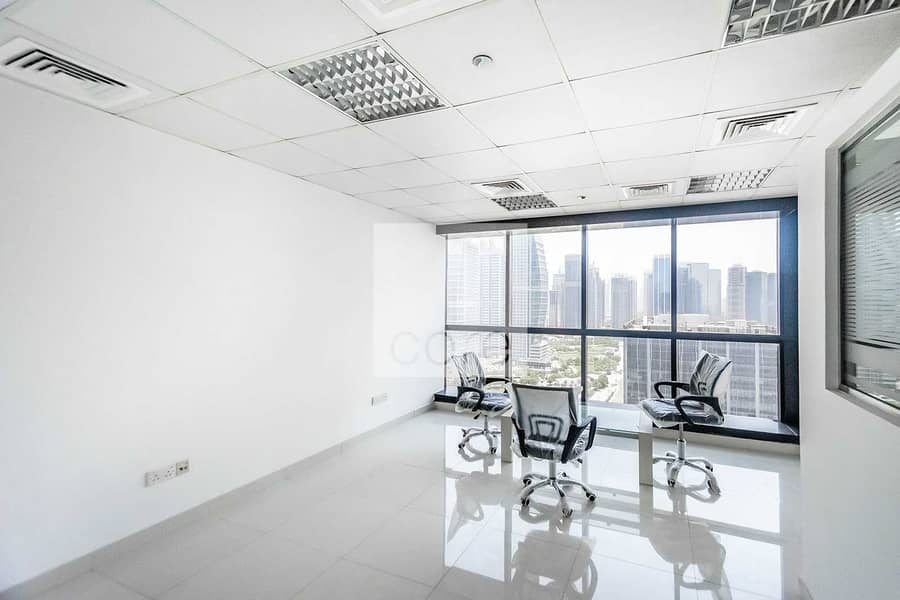 5 Fitted Office | High Floor | Vacant | Pantry