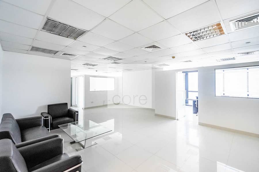6 Fitted Office | High Floor | Vacant | Pantry