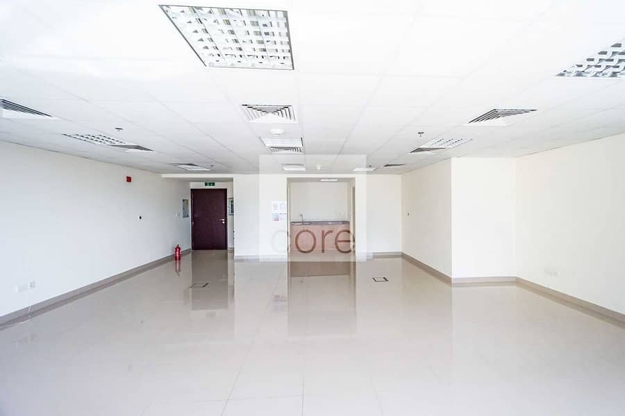 7 Open Plan Office | Fully Fitted | Close to Metro