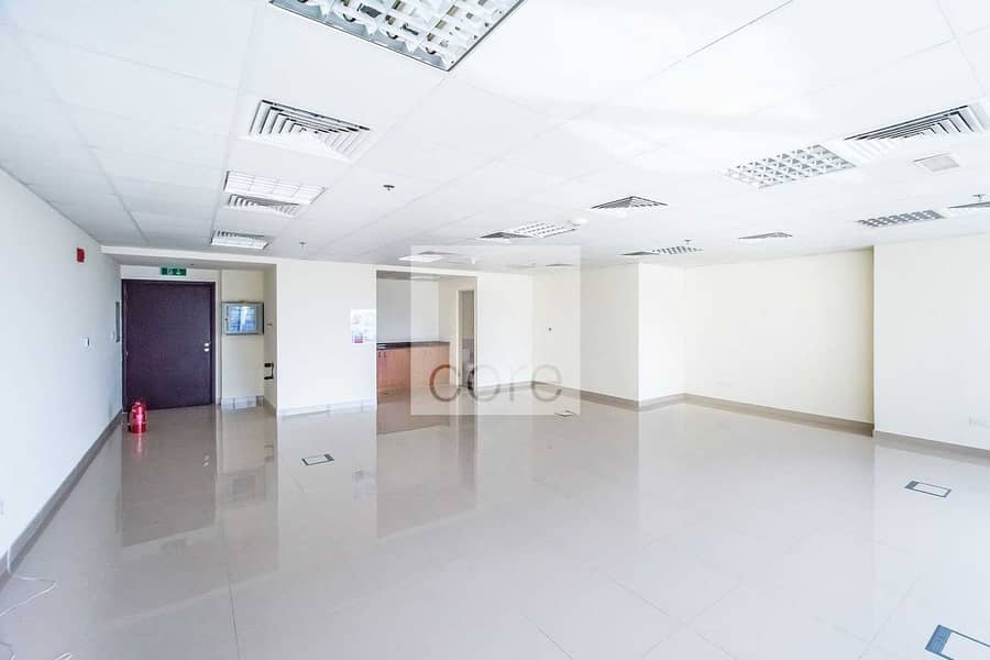 8 Open Plan Office | Fully Fitted | Close to Metro