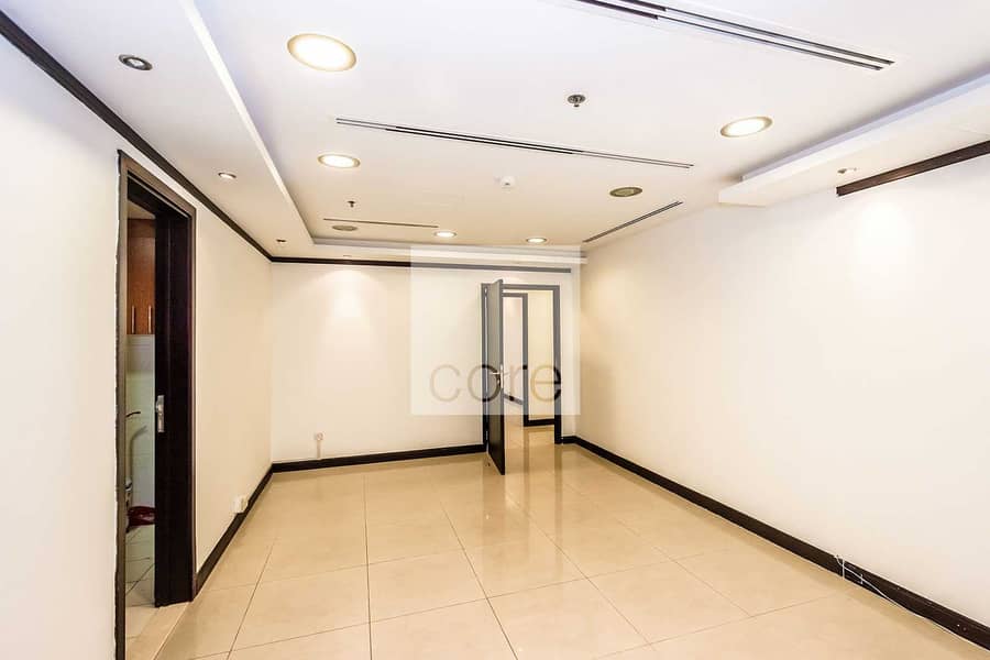 9 Fitted Office | Low Floor | Close to Metro