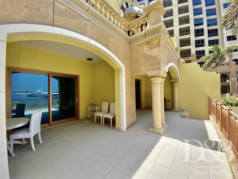 3 Upgraded | Sea View | Vacant | Pool Access