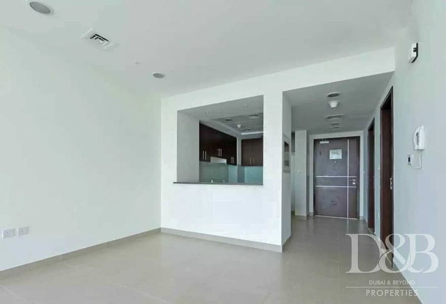 RESALE | VACANT | SPACIOUS LAYOUT WITH BALCONY