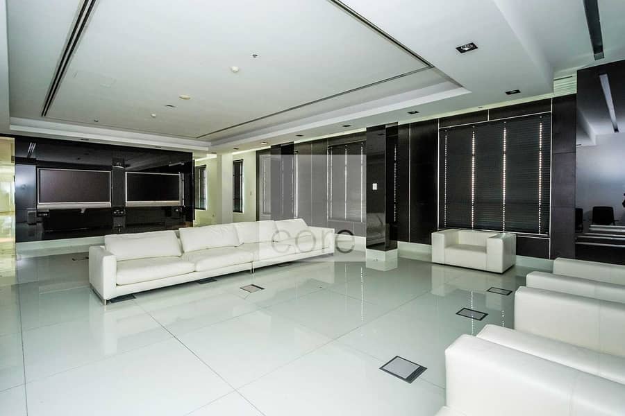 Spacious fitted office vacant for rent Spacious fitted office vacant for rent
