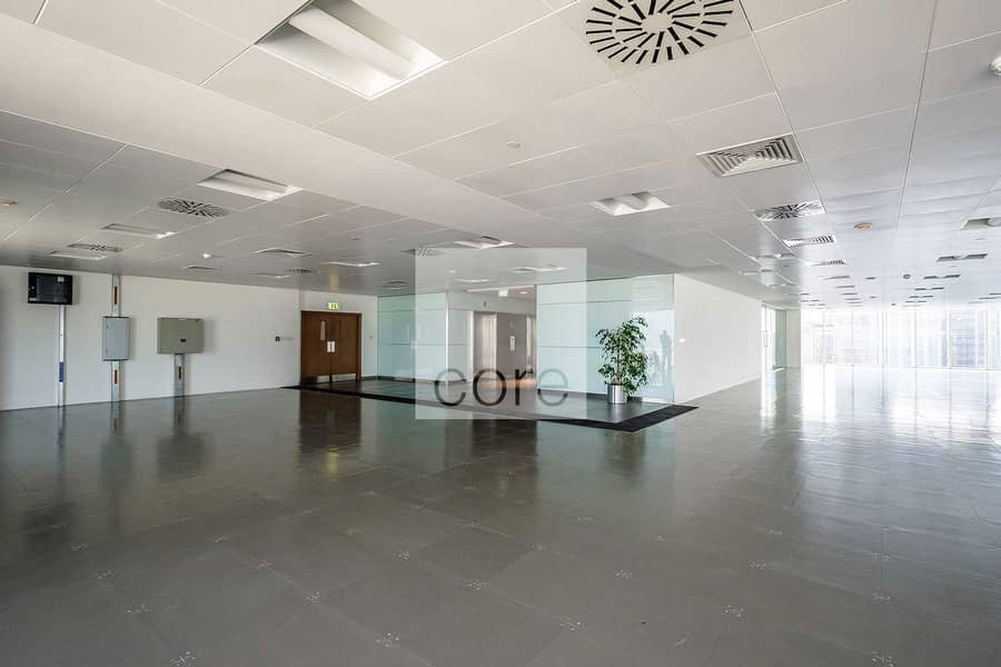 5 Deluxe fitted office|Al Khaleej Al Arabi