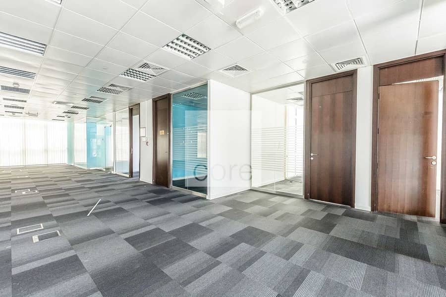 7 Huge high quality fitted office Corniche