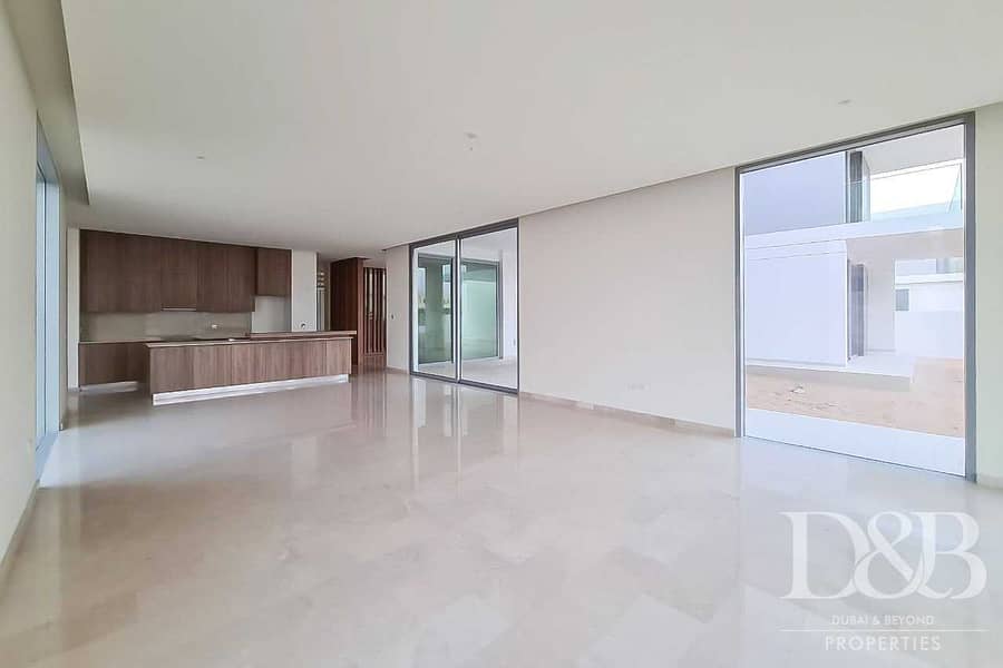 10 Golf Course | Modern Type | Spacious Layout
