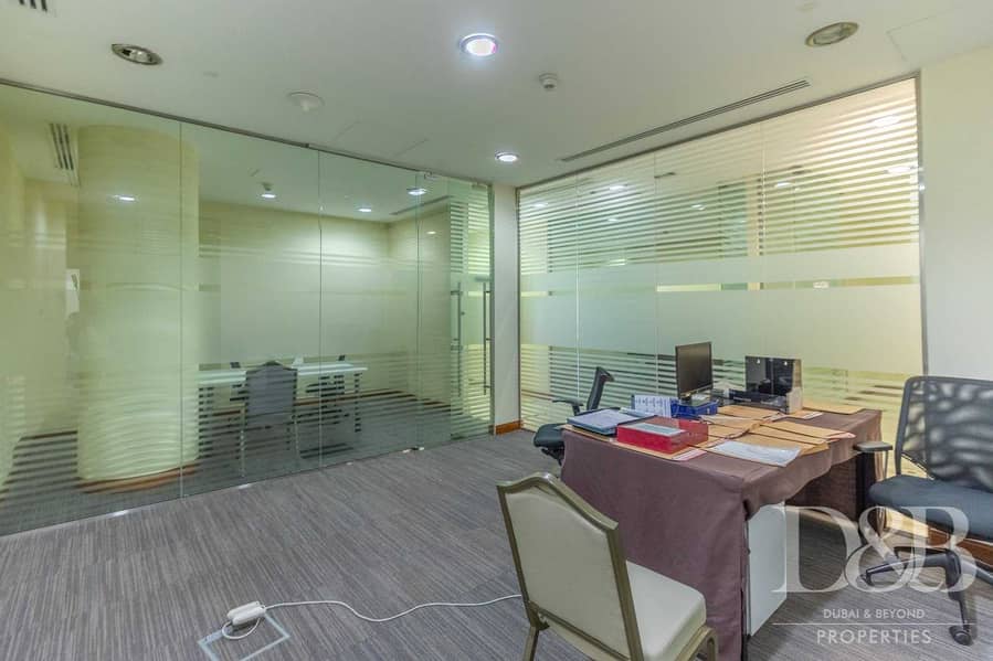 7 Prime Location | Office with High End Furnishing