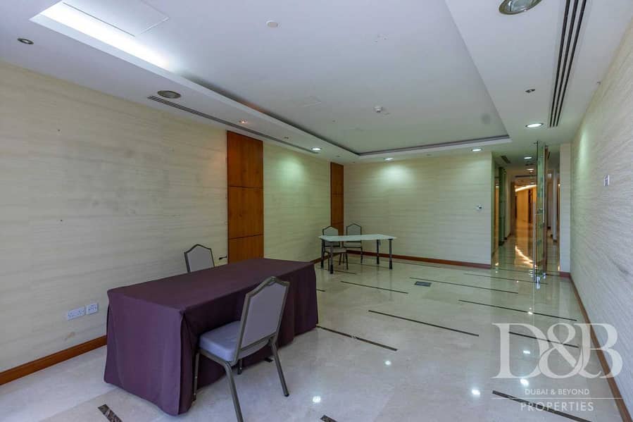 10 Prime Location | Office with High End Furnishing