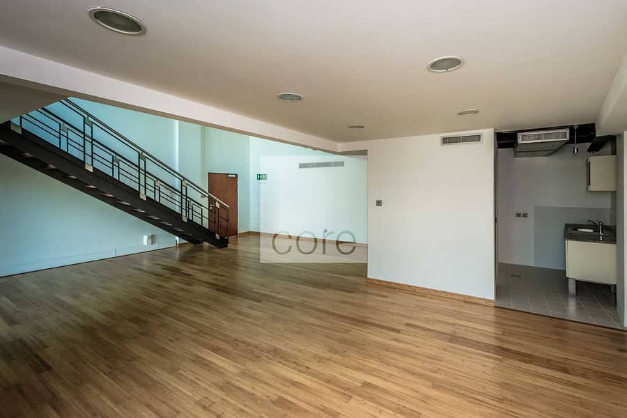 4 Fitted office near metro | Loft Offices