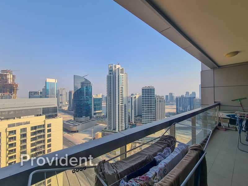 4 High Floor | Well Maintained | Stunning City Views