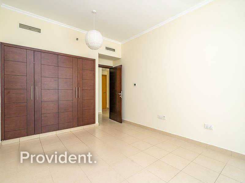 10 Ready Investment | Vacant | Spacious Layout