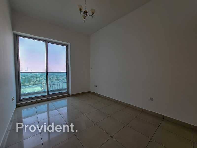 8 High Floor | Stunning Views | Available Now