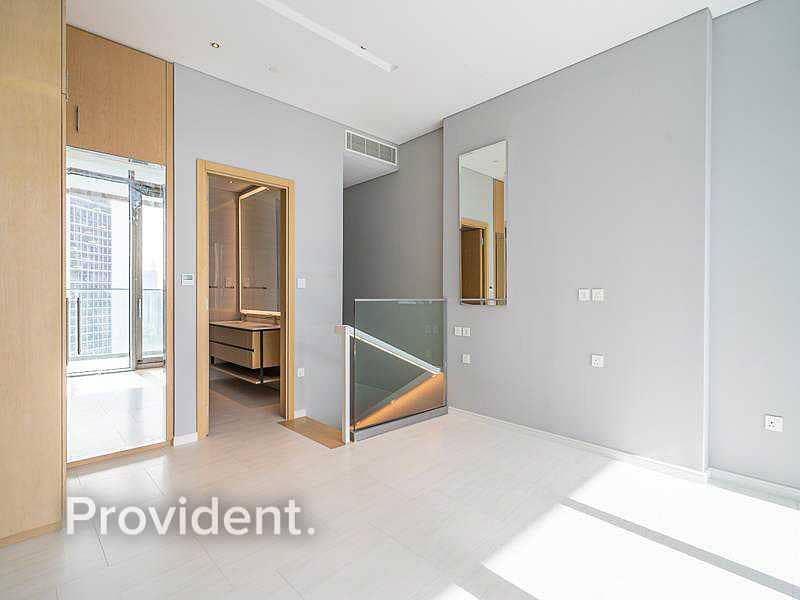 8 Exclusive | Best Layout of 1BR | Vacant