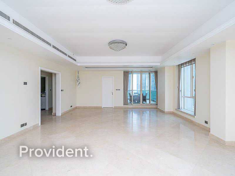 3 Upgraded Penthouse | Stunning Views | Vacant