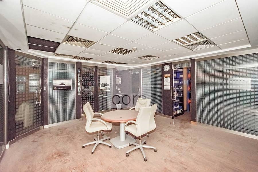 Fitted and Partitioned Retail | 12 Cheques Fitted and Partitioned Retail | 12 Cheques
