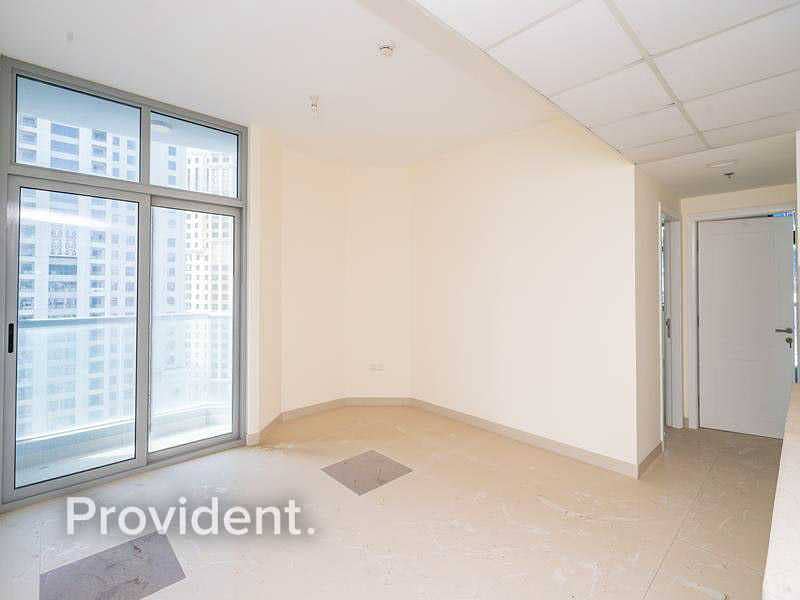 15 Exclusive | High Floor | Vacant Apartment