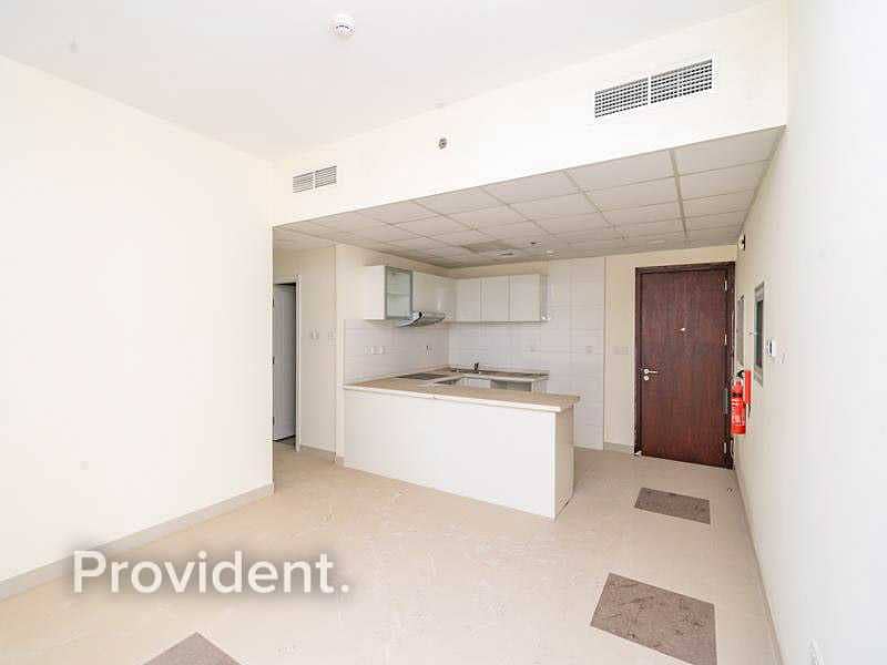 16 Exclusive | High Floor | Vacant Apartment