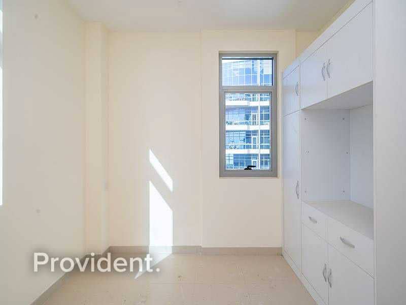 28 Exclusive | High Floor | Vacant Apartment