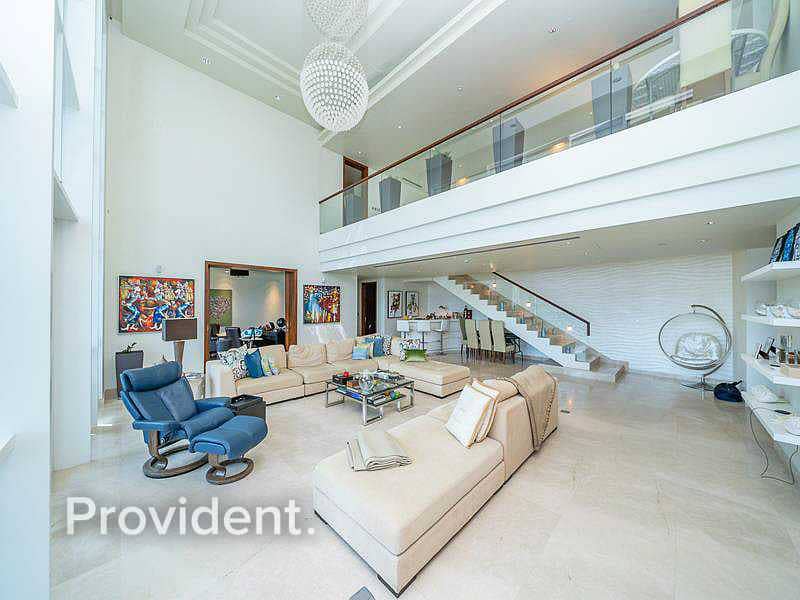 3 Luxurious furnished Duplex with Palm views