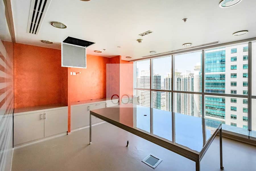 7 Fitted and Furnished | Vacant | High Floor