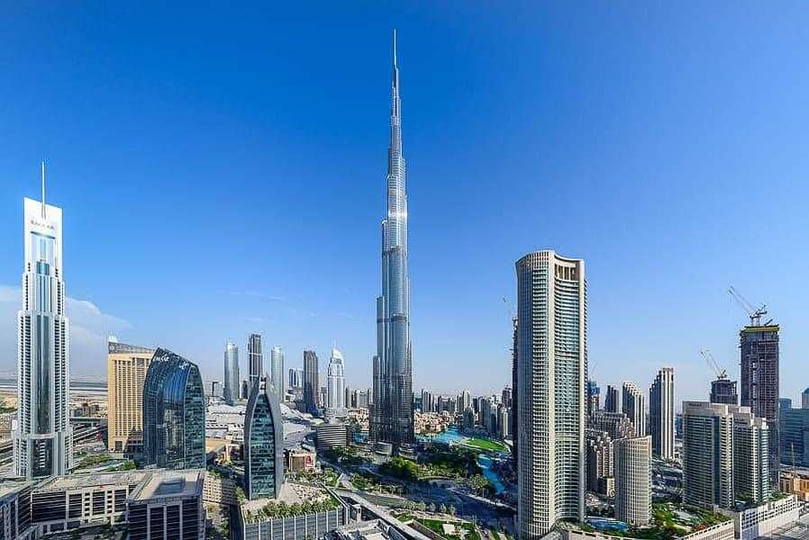 20 Panoramic View of Fountains and Burj Khalifa