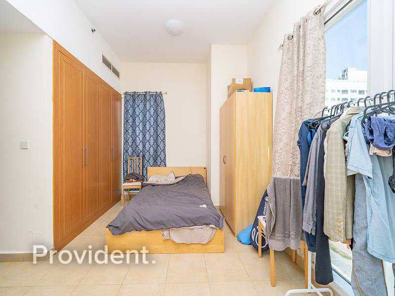 9 High ROI | Spacious 1 Bed | Close to Metro