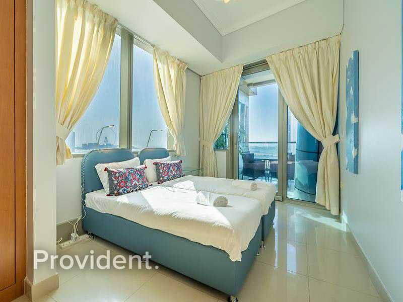 18 Vacant|Luxury Furnished with Balcony and Sea View