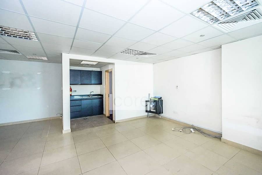 2 Fitted Office | High Floor | 1 Parking