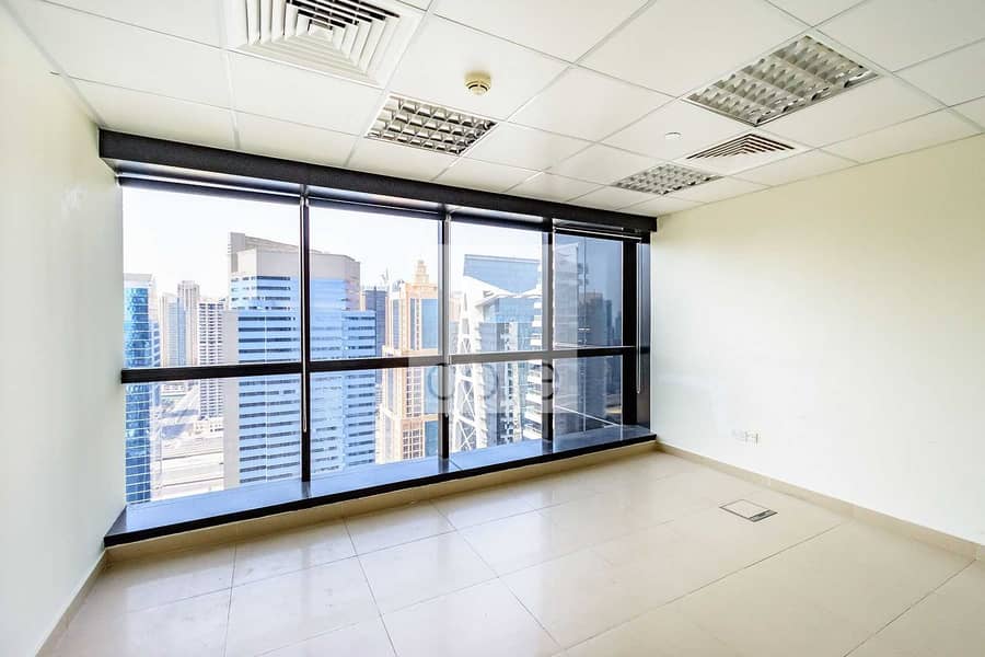 5 Fitted Office | High Floor | 1 Parking