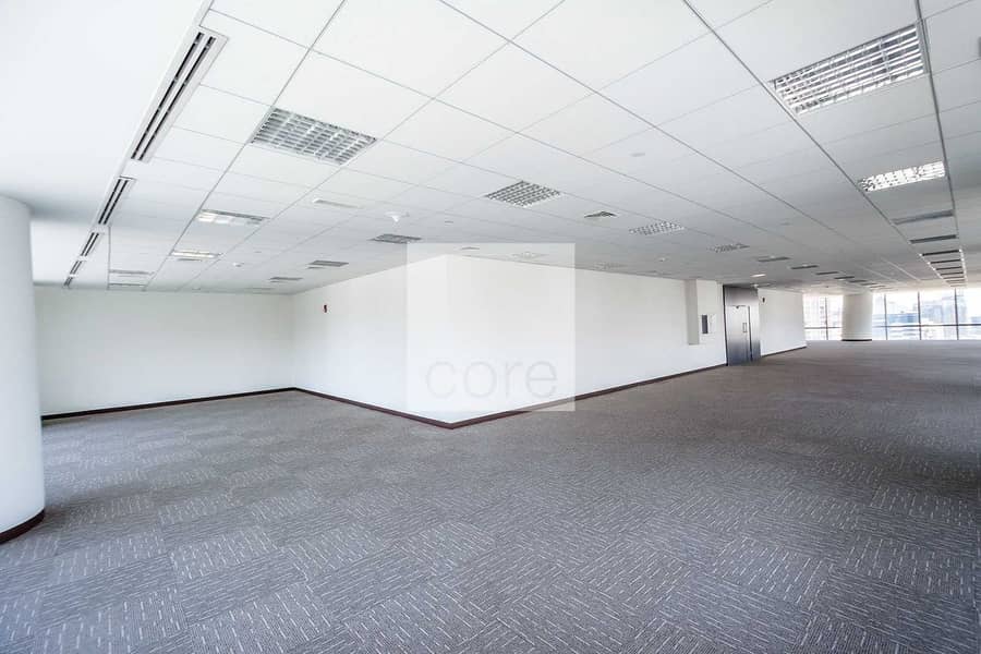 2 Fitted office with view of Al Khail Side