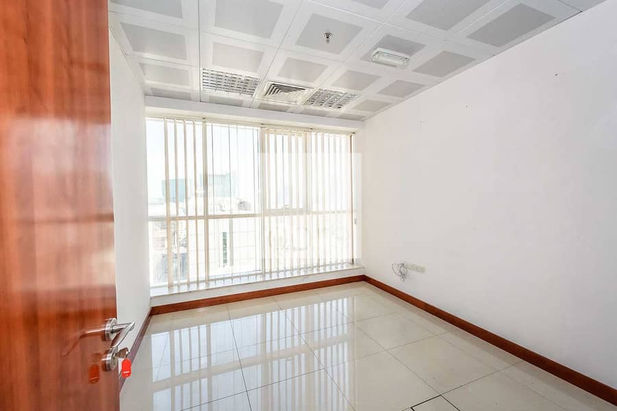 8 Fitted Office | Prime Location | Mid Floor