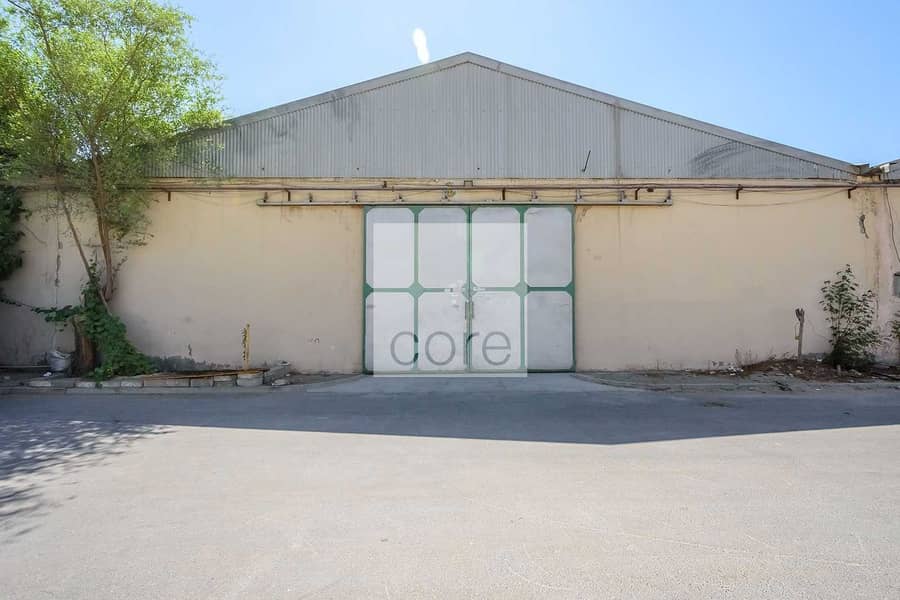 6 Spacious Warehouse | Excellent Location