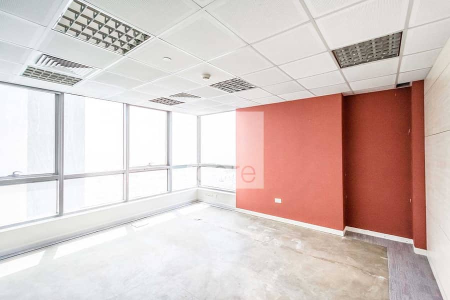 6 Ideally Located  | Modern Fit Out | Parking