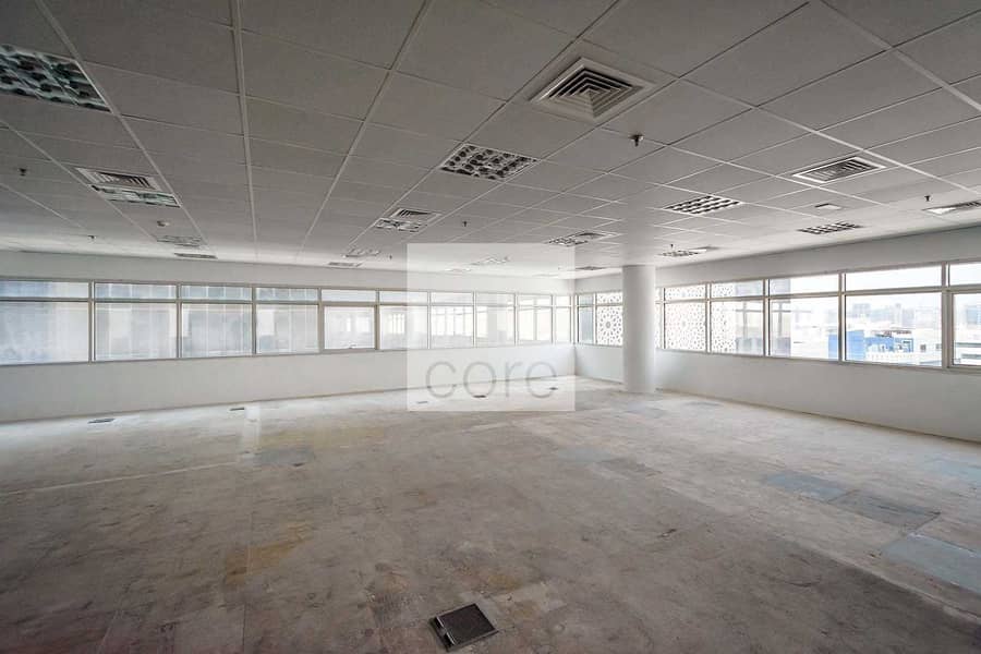 8 Full Floor Office | Spacious | Mid Floor