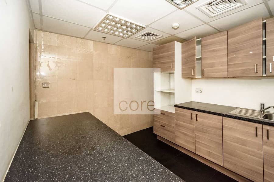 6 Full Floor Office | With 360 Degrees View