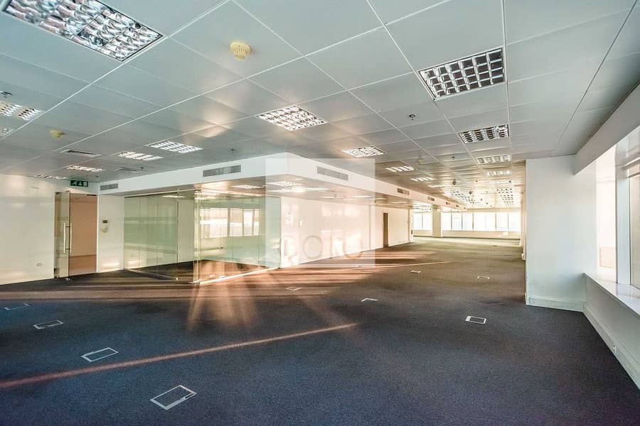 7 Full Floor Office | With 360 Degrees View